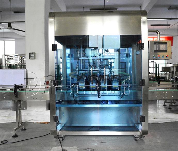 花生油灌装生产线.jpg 花生油灌装生产线.jpg